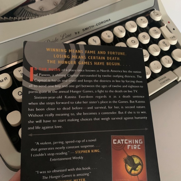 The Hunger Games book for sale - Picture 2 of 2